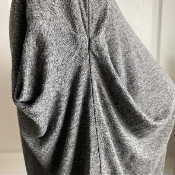 Forever 21 Gray Batwing Top - Picture 7 of 9
